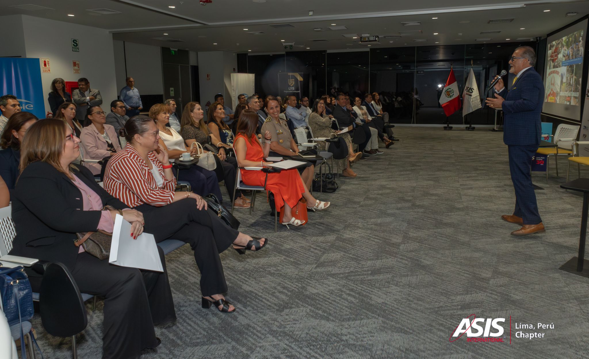 Seguridad Estratégica y Liderazgo en Acción